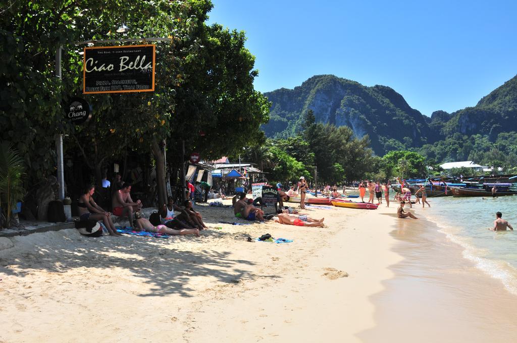 Baia Baia Resort Phi Phi Don Exterior photo