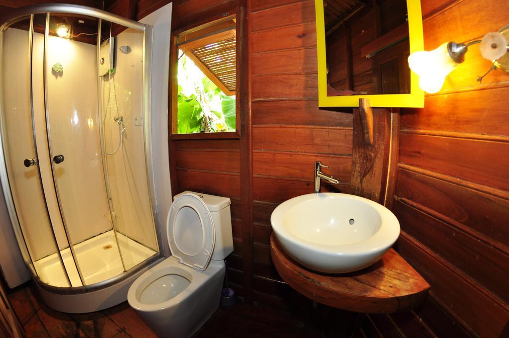 Baia Baia Resort Phi Phi Don Exterior photo
