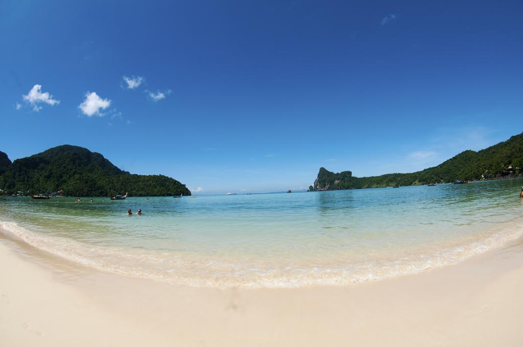 Baia Baia Resort Phi Phi Don Exterior photo